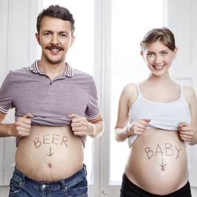 Mann und Frau Bild der Schwangerschaft