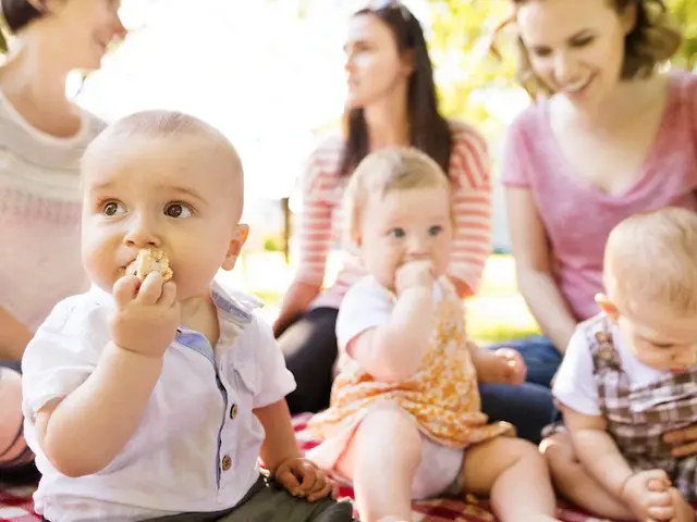 Baby treffen mit Müttern